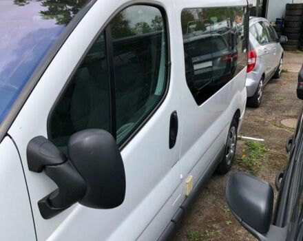 Белый Опель Виваро, объемом двигателя 2 л и пробегом 172 тыс. км за 3300 $, фото 1 на Automoto.ua