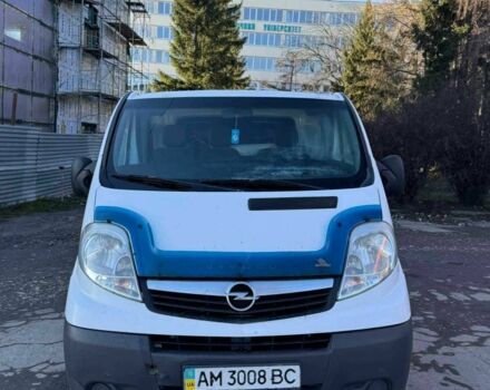 Белый Опель Виваро, объемом двигателя 2 л и пробегом 426 тыс. км за 5800 $, фото 3 на Automoto.ua