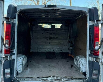 Белый Опель Виваро, объемом двигателя 2 л и пробегом 426 тыс. км за 5800 $, фото 10 на Automoto.ua