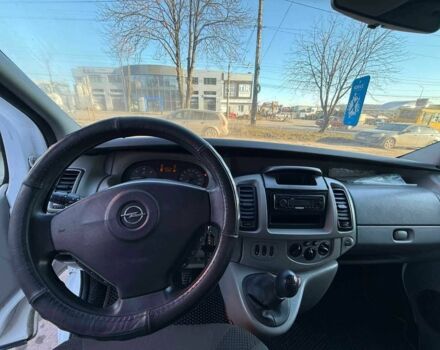 Белый Опель Виваро, объемом двигателя 2 л и пробегом 426 тыс. км за 5800 $, фото 17 на Automoto.ua