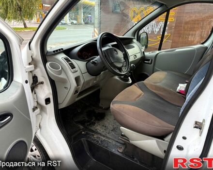 Белый Опель Виваро, объемом двигателя 2 л и пробегом 299 тыс. км за 8369 $, фото 7 на Automoto.ua