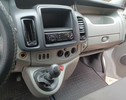 Белый Опель Виваро, объемом двигателя 2 л и пробегом 308 тыс. км за 8484 $, фото 9 на Automoto.ua