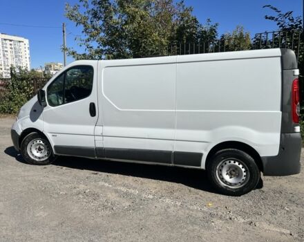 Опель Виваро 2011 в Харькове на Automoto.ua Белый Опель Виваро, объемом двигателя 2.5 л и пробегом 290 тыс. км за 4300 $, фото 1 на Automoto.ua