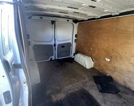 Опель Виваро 2011 в Харькове на Automoto.ua Белый Опель Виваро, объемом двигателя 2.5 л и пробегом 290 тыс. км за 4300 $, фото 4 на Automoto.ua