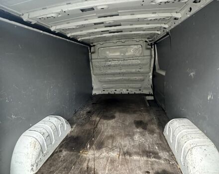 Белый Опель Виваро, объемом двигателя 2 л и пробегом 245 тыс. км за 4900 $, фото 8 на Automoto.ua