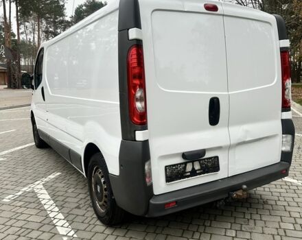 Белый Опель Виваро, объемом двигателя 2 л и пробегом 245 тыс. км за 4900 $, фото 12 на Automoto.ua