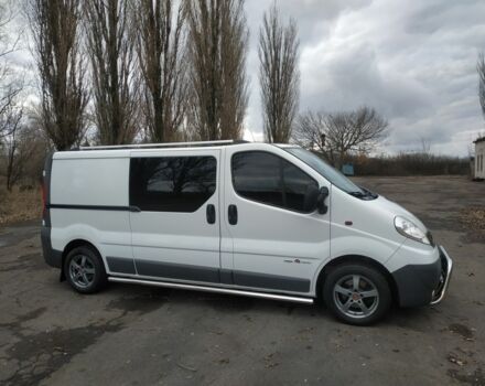 Белый Опель Виваро, объемом двигателя 2 л и пробегом 255 тыс. км за 10500 $, фото 1 на Automoto.ua