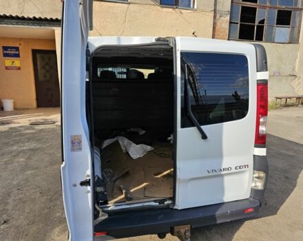 Белый Опель Виваро, объемом двигателя 0 л и пробегом 297 тыс. км за 12500 $, фото 1 на Automoto.ua