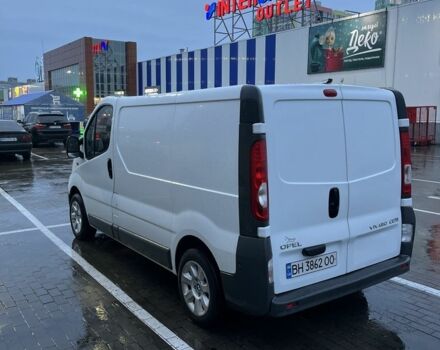 Белый Опель Виваро, объемом двигателя 2 л и пробегом 280 тыс. км за 10500 $, фото 3 на Automoto.ua