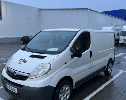 Белый Опель Виваро, объемом двигателя 2 л и пробегом 280 тыс. км за 10500 $, фото 4 на Automoto.ua