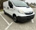 Белый Опель Виваро, объемом двигателя 2 л и пробегом 245 тыс. км за 4900 $, фото 1 на Automoto.ua