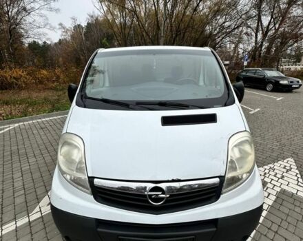 Белый Опель Виваро, объемом двигателя 0 л и пробегом 346 тыс. км за 5219 $, фото 1 на Automoto.ua