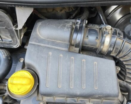 Белый Опель Виваро, объемом двигателя 2 л и пробегом 255 тыс. км за 10500 $, фото 9 на Automoto.ua