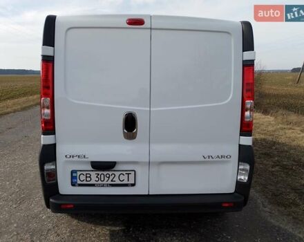 Білий Опель Віваро, об'ємом двигуна 2 л та пробігом 257 тис. км за 9500 $, фото 4 на Automoto.ua