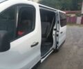 Белый Опель Виваро, объемом двигателя 1.6 л и пробегом 300 тыс. км за 14000 $, фото 2 на Automoto.ua