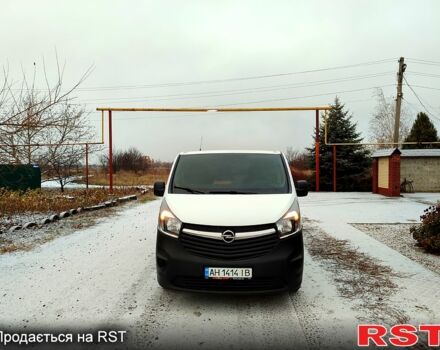 Белый Опель Виваро, объемом двигателя 16 л и пробегом 295 тыс. км за 13000 $, фото 1 на Automoto.ua