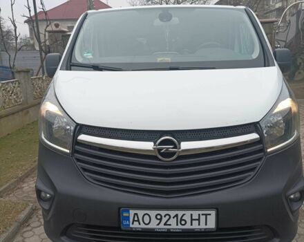 Белый Опель Виваро, объемом двигателя 1.6 л и пробегом 300 тыс. км за 14000 $, фото 6 на Automoto.ua