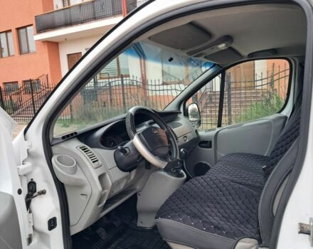 Білий Опель Віваро, об'ємом двигуна 2 л та пробігом 302 тис. км за 9399 $, фото 10 на Automoto.ua