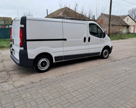 Білий Опель Віваро, об'ємом двигуна 2 л та пробігом 302 тис. км за 9399 $, фото 5 на Automoto.ua