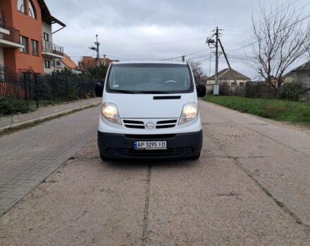 Білий Опель Віваро, об'ємом двигуна 2 л та пробігом 302 тис. км за 9399 $, фото 8 на Automoto.ua