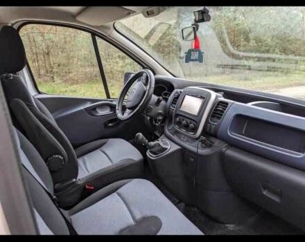 Белый Опель Виваро, объемом двигателя 1.6 л и пробегом 240 тыс. км за 9700 $, фото 2 на Automoto.ua