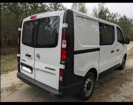 Белый Опель Виваро, объемом двигателя 1.6 л и пробегом 240 тыс. км за 9700 $, фото 6 на Automoto.ua