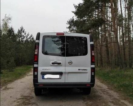 Білий Опель Віваро, об'ємом двигуна 1.6 л та пробігом 240 тис. км за 9850 $, фото 8 на Automoto.ua