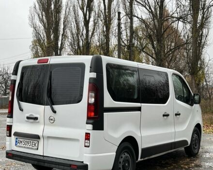 Білий Опель Віваро, об'ємом двигуна 1.6 л та пробігом 253 тис. км за 15500 $, фото 2 на Automoto.ua