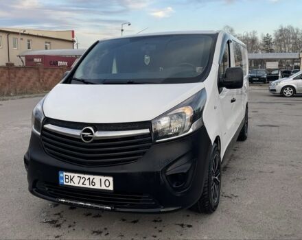 Белый Опель Виваро, объемом двигателя 1.6 л и пробегом 304 тыс. км за 12700 $, фото 3 на Automoto.ua