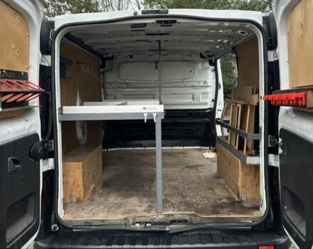 Белый Опель Виваро, объемом двигателя 1.6 л и пробегом 260 тыс. км за 10900 $, фото 4 на Automoto.ua