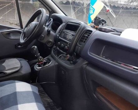 Белый Опель Виваро, объемом двигателя 1.6 л и пробегом 307 тыс. км за 14000 $, фото 1 на Automoto.ua