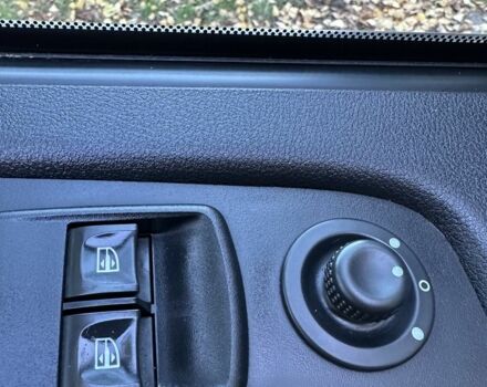 Белый Опель Виваро, объемом двигателя 1.6 л и пробегом 152 тыс. км за 394 $, фото 21 на Automoto.ua