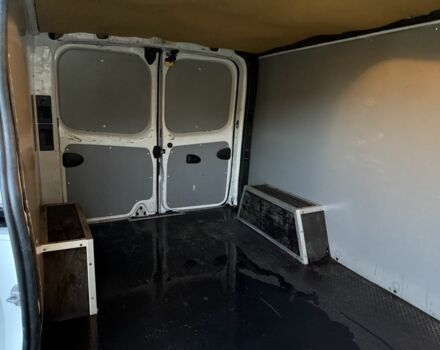 Белый Опель Виваро, объемом двигателя 1.6 л и пробегом 210 тыс. км за 7500 $, фото 9 на Automoto.ua