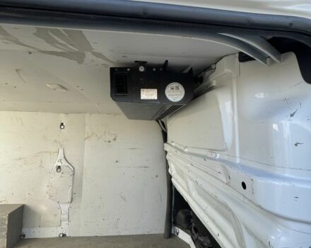 Белый Опель Виваро, объемом двигателя 1.6 л и пробегом 268 тыс. км за 9700 $, фото 9 на Automoto.ua