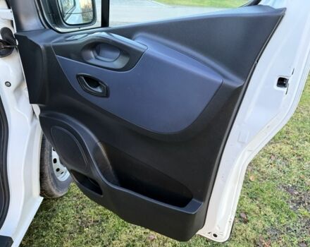 Белый Опель Виваро, объемом двигателя 1.6 л и пробегом 210 тыс. км за 7500 $, фото 14 на Automoto.ua