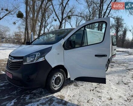 Белый Опель Виваро, объемом двигателя 1.6 л и пробегом 223 тыс. км за 14500 $, фото 48 на Automoto.ua