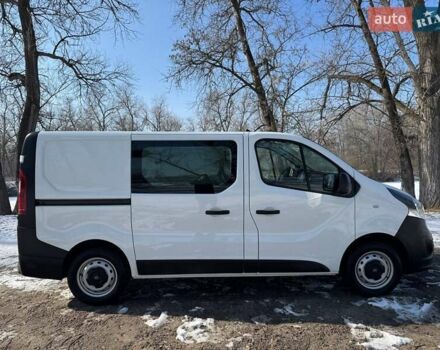 Белый Опель Виваро, объемом двигателя 1.6 л и пробегом 223 тыс. км за 14500 $, фото 24 на Automoto.ua