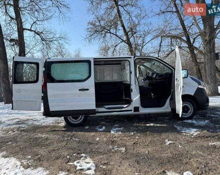 Белый Опель Виваро, объемом двигателя 1.6 л и пробегом 223 тыс. км за 14500 $, фото 68 на Automoto.ua