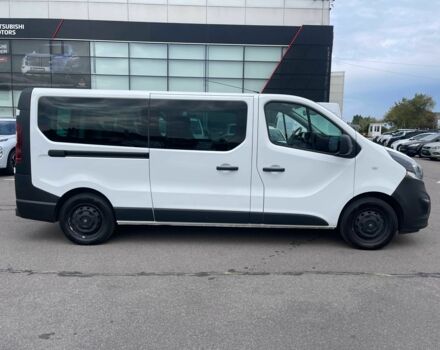 Белый Опель Виваро, объемом двигателя 1.6 л и пробегом 72 тыс. км за 25400 $, фото 7 на Automoto.ua