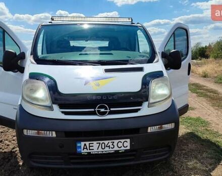 Білий Опель Віваро, об'ємом двигуна 1.9 л та пробігом 325 тис. км за 6200 $, фото 16 на Automoto.ua