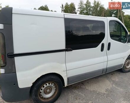 Білий Опель Віваро, об'ємом двигуна 1.87 л та пробігом 453 тис. км за 4800 $, фото 13 на Automoto.ua