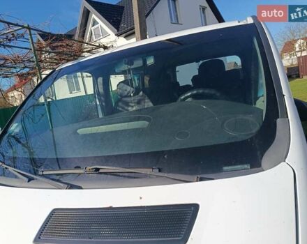 Белый Опель Виваро, объемом двигателя 1.9 л и пробегом 323 тыс. км за 5500 $, фото 7 на Automoto.ua