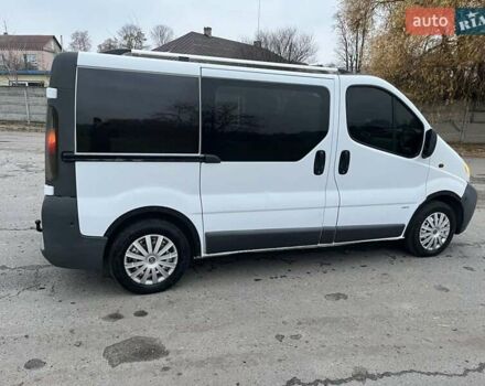 Белый Опель Виваро, объемом двигателя 1.87 л и пробегом 255 тыс. км за 4999 $, фото 7 на Automoto.ua