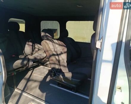 Белый Опель Виваро, объемом двигателя 1.9 л и пробегом 323 тыс. км за 5500 $, фото 2 на Automoto.ua