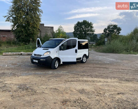 Белый Опель Виваро, объемом двигателя 1.87 л и пробегом 270 тыс. км за 6100 $, фото 7 на Automoto.ua