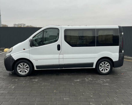 Білий Опель Віваро, об'ємом двигуна 1.9 л та пробігом 390 тис. км за 5850 $, фото 6 на Automoto.ua