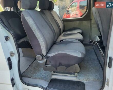 Белый Опель Виваро, объемом двигателя 1.9 л и пробегом 276 тыс. км за 6999 $, фото 73 на Automoto.ua