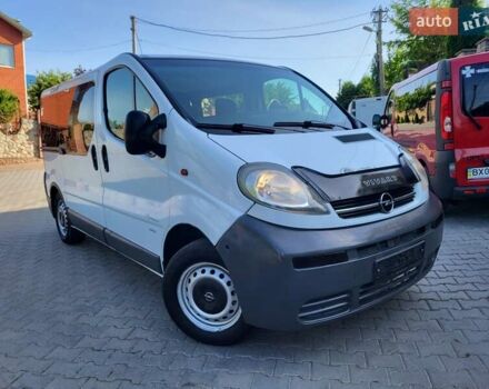 Белый Опель Виваро, объемом двигателя 1.9 л и пробегом 276 тыс. км за 6999 $, фото 6 на Automoto.ua