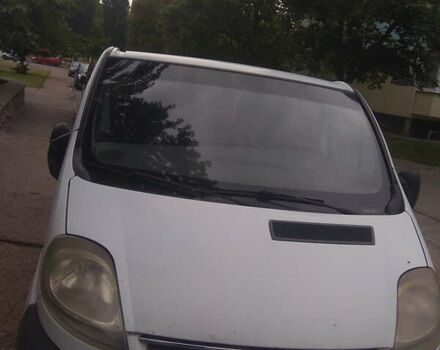 Білий Опель Віваро, об'ємом двигуна 1.9 л та пробігом 150 тис. км за 6000 $, фото 9 на Automoto.ua