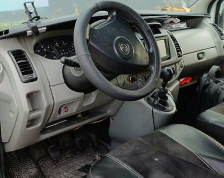 Білий Опель Віваро, об'ємом двигуна 1.9 л та пробігом 340 тис. км за 5300 $, фото 15 на Automoto.ua